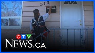 Canada Post workers voting on latest contract offer