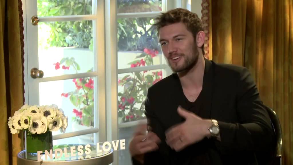 celebrity family feud Endless Love Interview - Alex Pettyfer's Flirting Technique