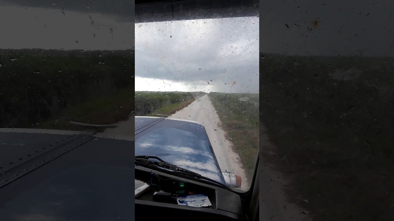 Ruben Gomez Jr 1st time driving semi by himself!!! Ahhhh  y le manda mensajito a daniel valenzuela