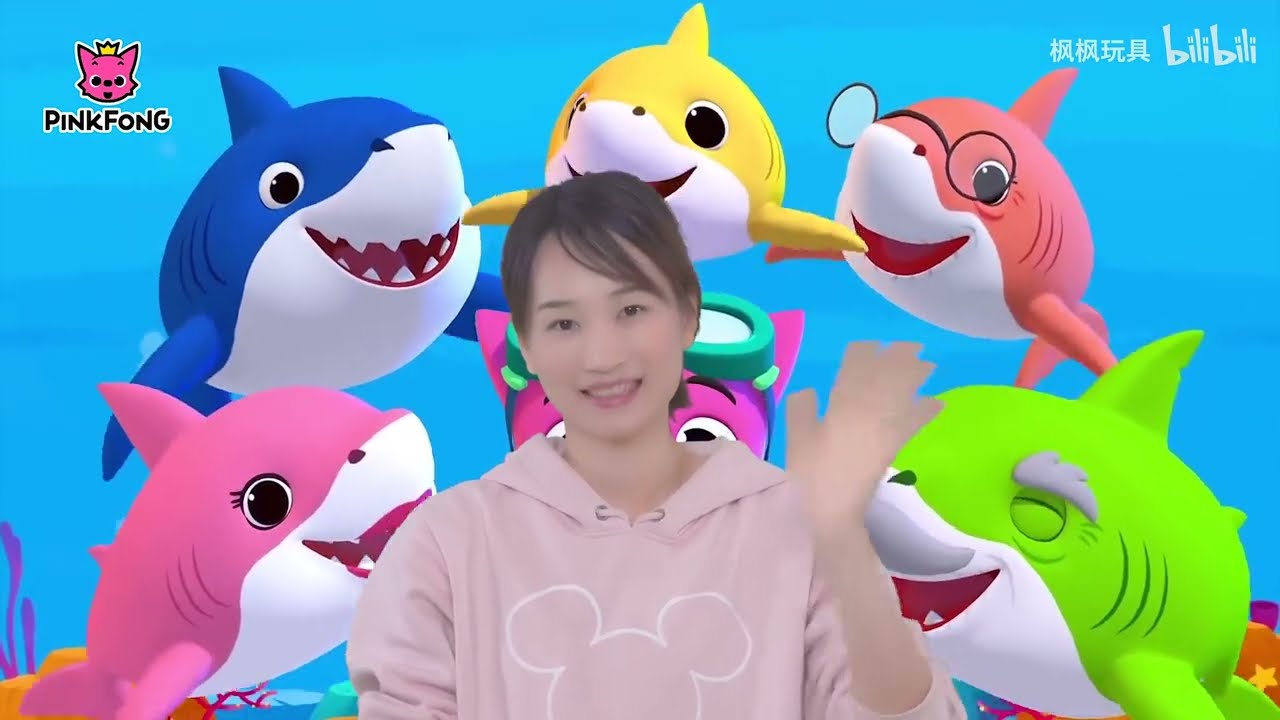 Feng Feng Dances to Baby Shark! Cute Baby Joins the Fun!