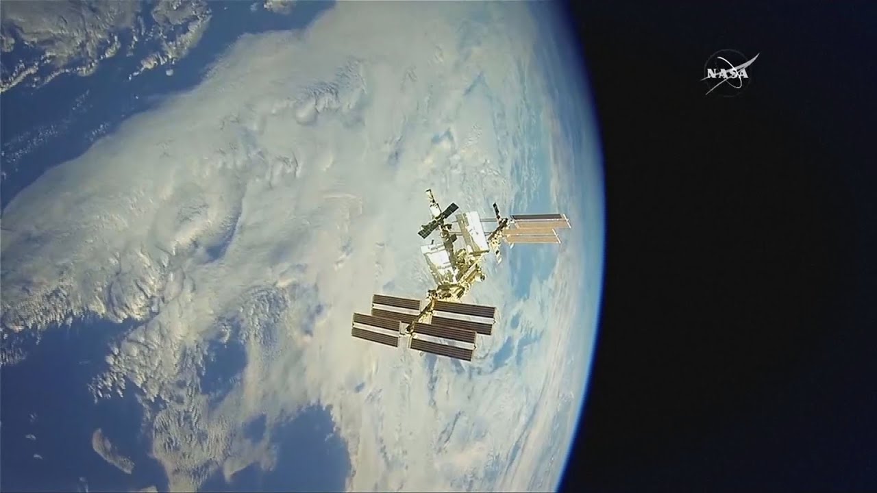У астронавта на МКС возникли проблемы со здоровьем: экипаж вернут на Землю