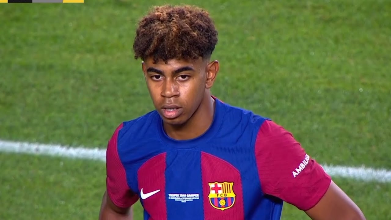  16 Year Old Lamine Yamal 2023/24 👑 Ballon D’or Level Dribbling Skills, Goals, & Passes