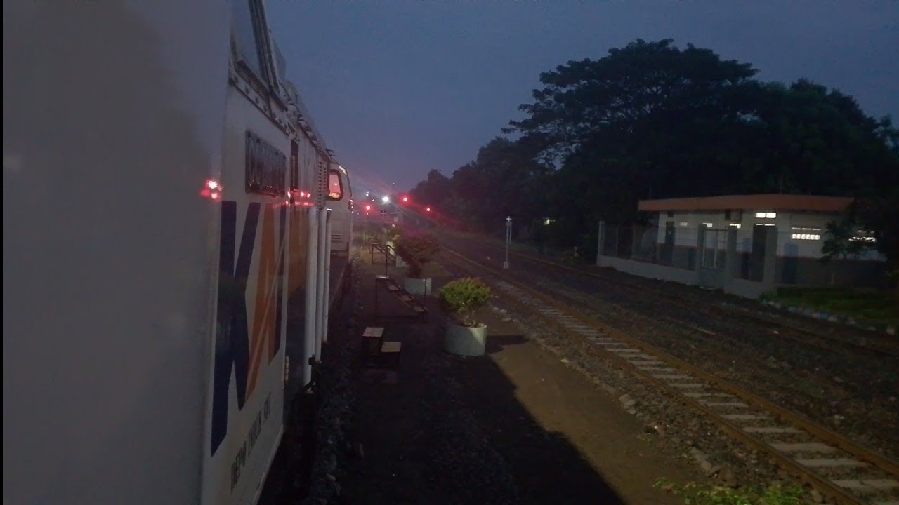 Trip Cara Bisa Naik Kereta Api Ke Stasiun Surabaya Pasar Turi Dengan KA Dhoho Dan Arjonegoro