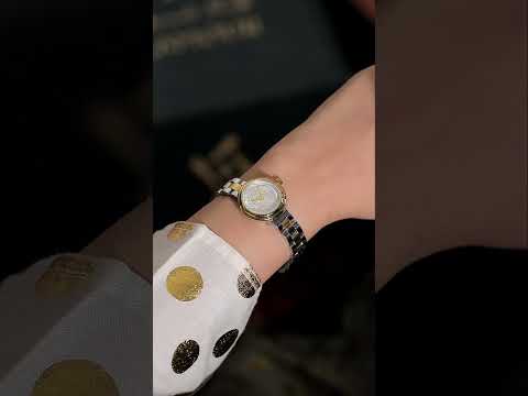 ساعة الجنية نسائية من فلامور باللون الفضي و الذهبي مع مينا أبيض