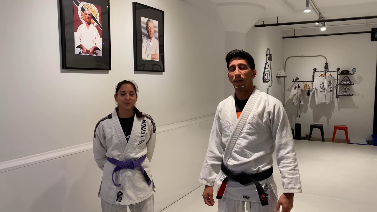 SIDE MOUNT ESCAPE TO MOUNTED TRIANGLE