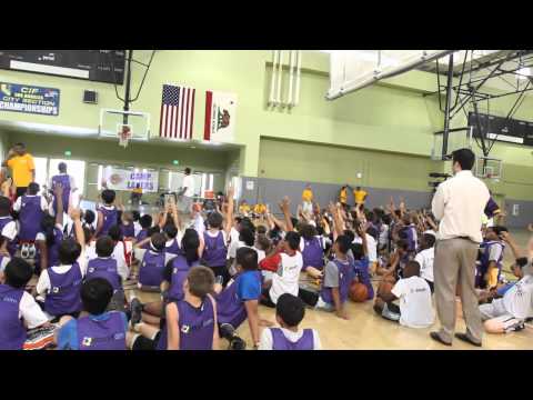 Andrew Goudelock Visits Camp Lakers