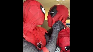 (REAL) Spiderman And Deadpool !!! #KISS