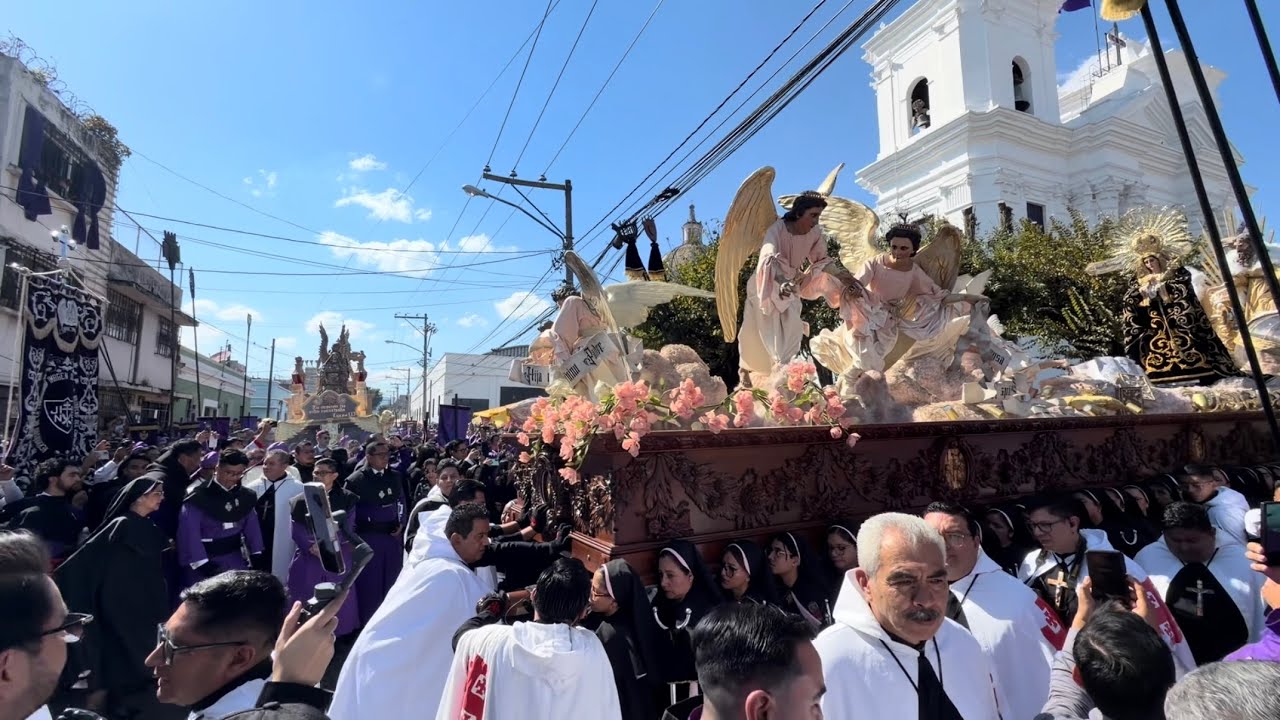 Histórico Encuentro Jesús de la Justicia en Salida de Virgen de Soledad de la Recolección 2026