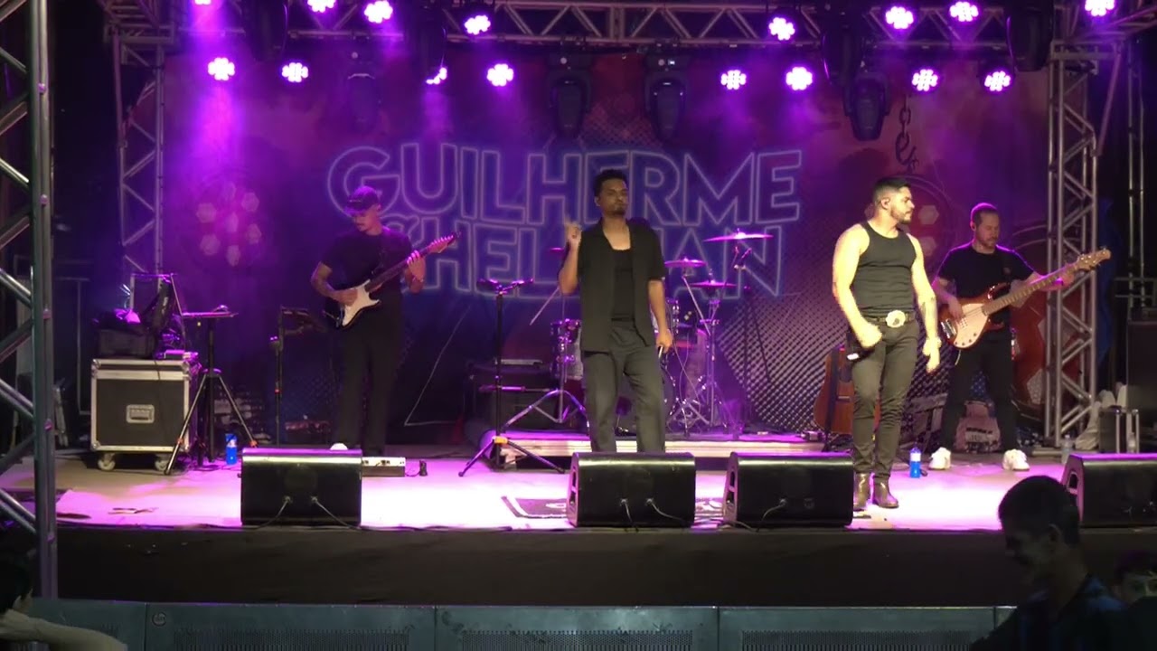 65ª Festa do Folclore de Taubaté Show Guilherme e Helluan