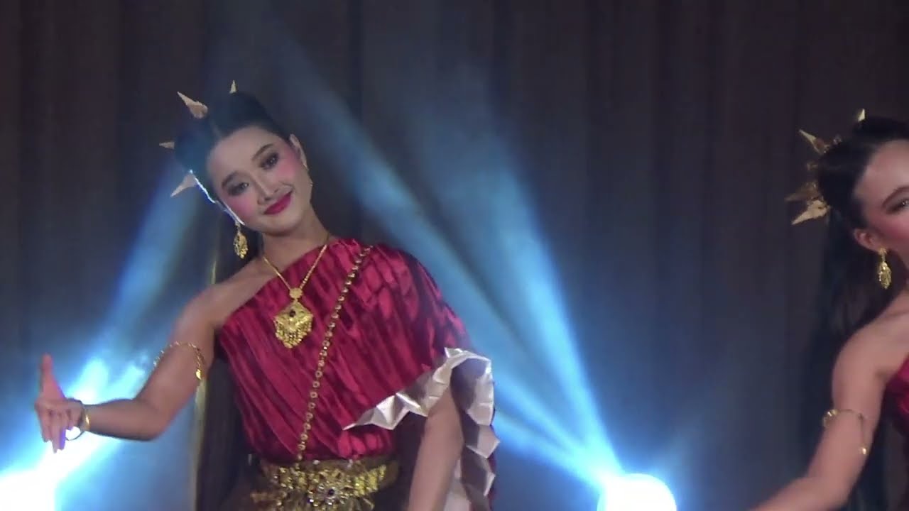 “ระบำอยุธยา” การแสดงจากมหาวิทยาลัยเทคโนโลยีพระจอมเกล้าพระนครเหนือ   'งานศิลปวัฒนธรรมอุดมศึกษา #๒๔'