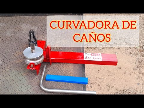 Pipe bending machine