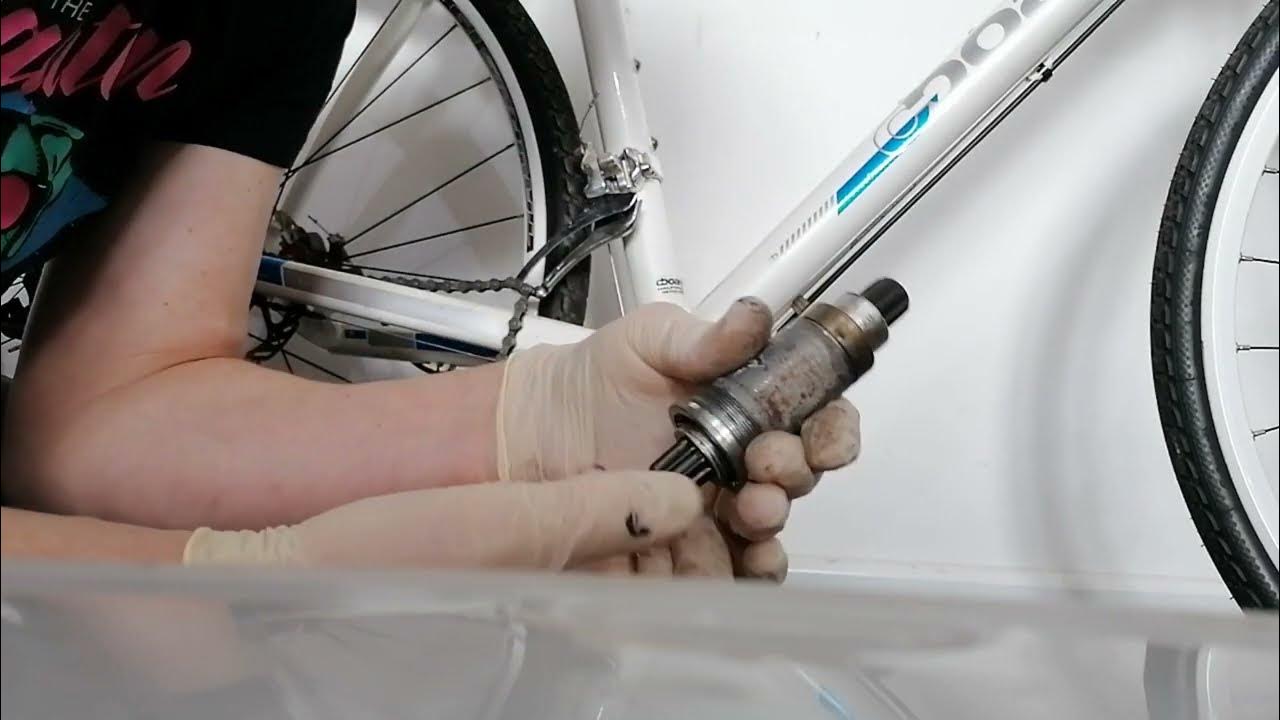 How to replace Bottom Bracket on a 2014 Boardman Hybrid COMP YouTube