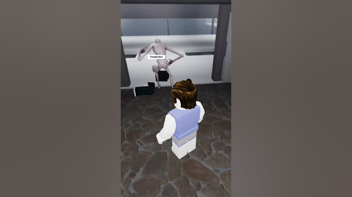 SCP 096 is chasing me😂 #roblox #shorts #scp