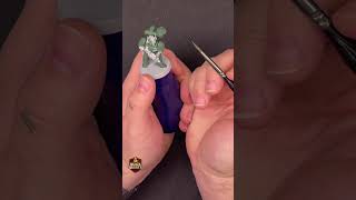 Stop Shaky Lines. Lock Your Wrist. | Quick Quest #warhammer #miniaturepainter #quickquests