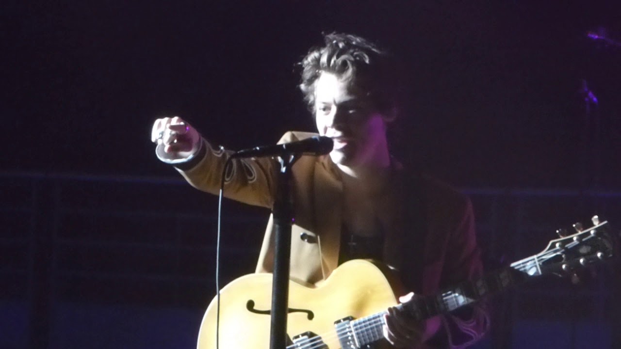Harry Styles - Sydney, Australia - talking to the crowd