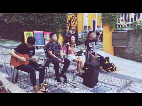 《差一點我們會飛》Sophia蘇菲Cover (MAJOR 7 Busking)