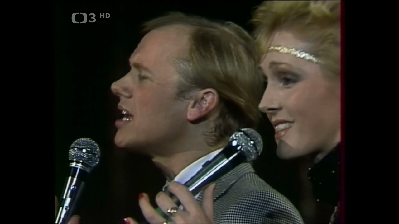 Helena Vondráčková a Jiří Korn - Slunce (Come vorrei) LIVE, stepařské vystoupení