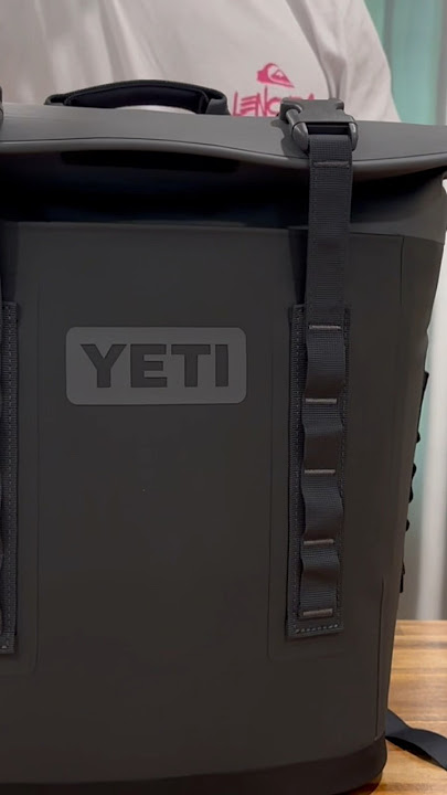 YETI Hopper M12 Soft Backpack Cooler - Charcoal