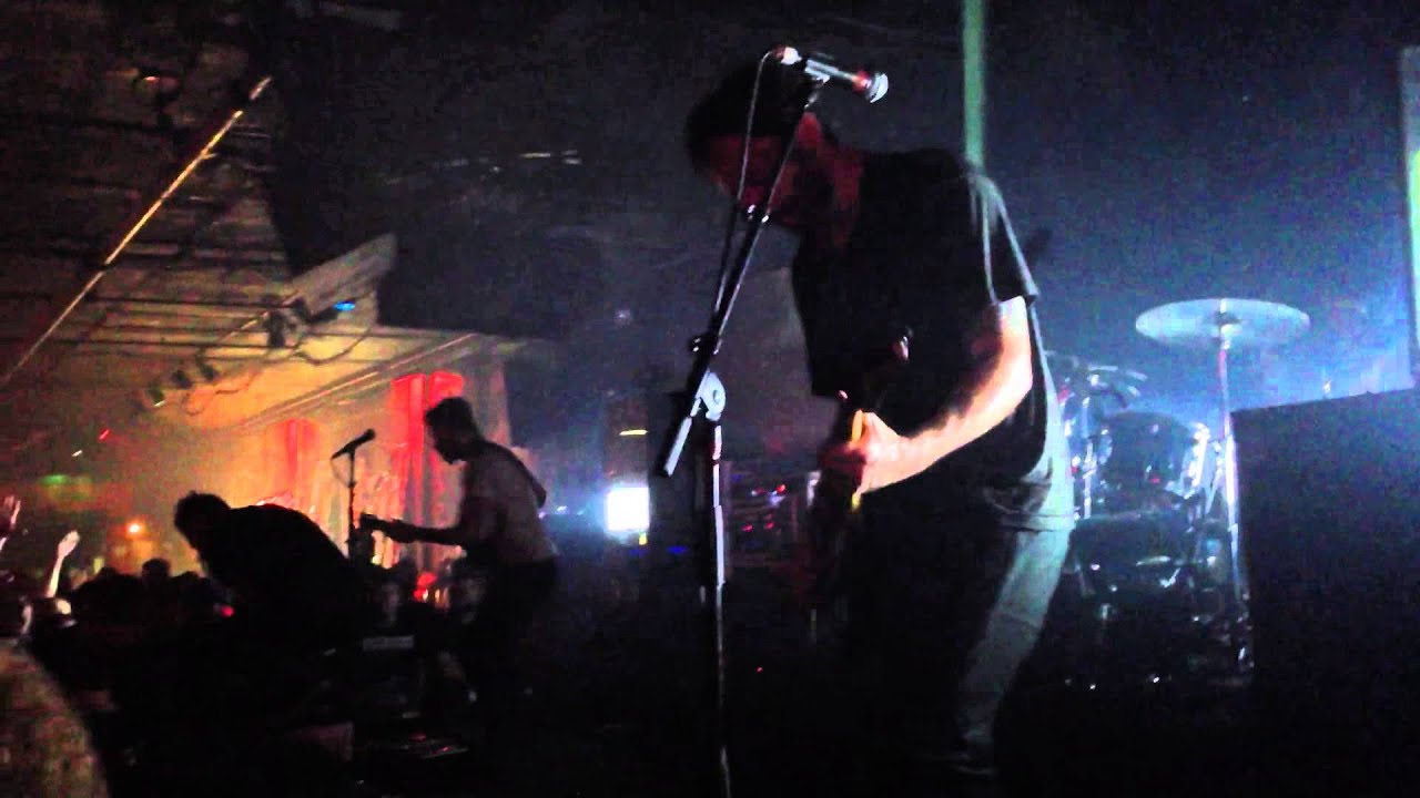 Dillinger Escape Plan One Of Us Is The Killer live in Minneapolis 8/14/13 - YouTube