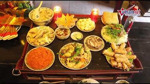 Mâm cơm cúng ông Công ông Táo trong Ngôi nhà Di sản 87 Mã Mây đậm chất Hà Nội xưa