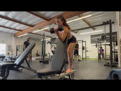 Preacher Curl Demo