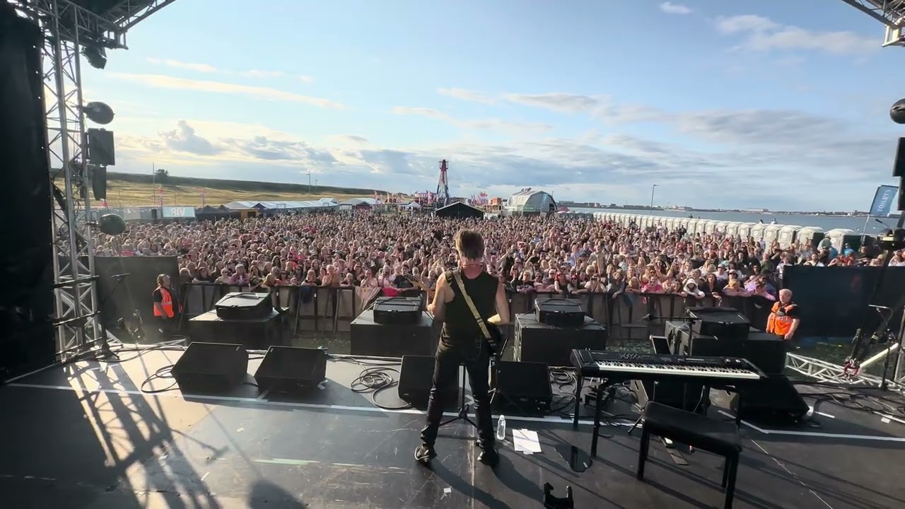 Chesney Hawkes - The One and Only at Soundwave Festival 2025 with DJ Ryan Swain