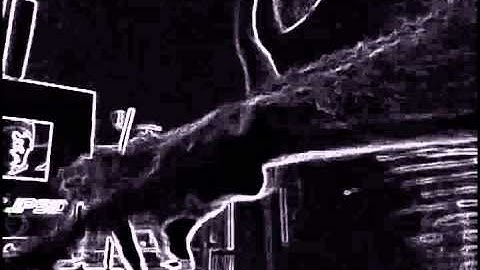 Scratching with Technics and Numark CDX