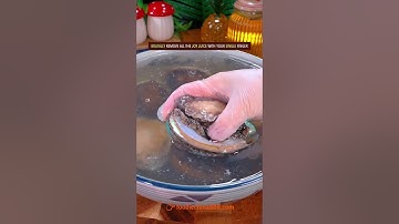 HOW TO CLEAN ABALONE LIKE A PRO? #recipe #cooking #abalone #seafood #shellfish #lifehack