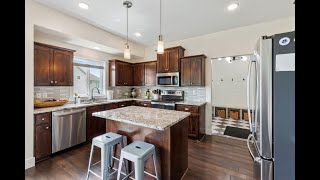 3017 Pine Avenue South West video tour