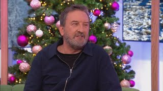 Kylie Minogue Ignores LEE MACK in The 1% Club Christmas Special interview 2025