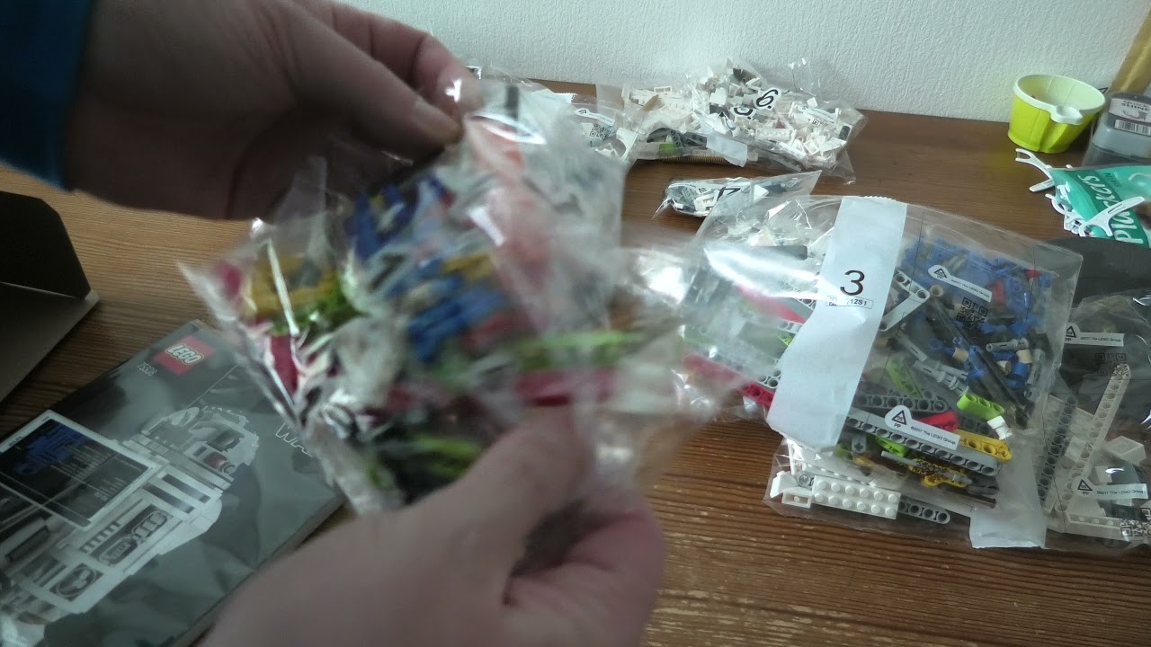Unboxing Lego Star Wars R2 D2 SET 75308 4K - YouTube