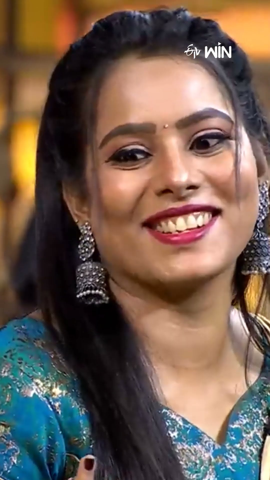 #shorts - పాపం రాంప్రసాద్ కొత్త టీవీ కాలిపోయింది..! #sridevidramacompany #naresh #ramprasad #comedy