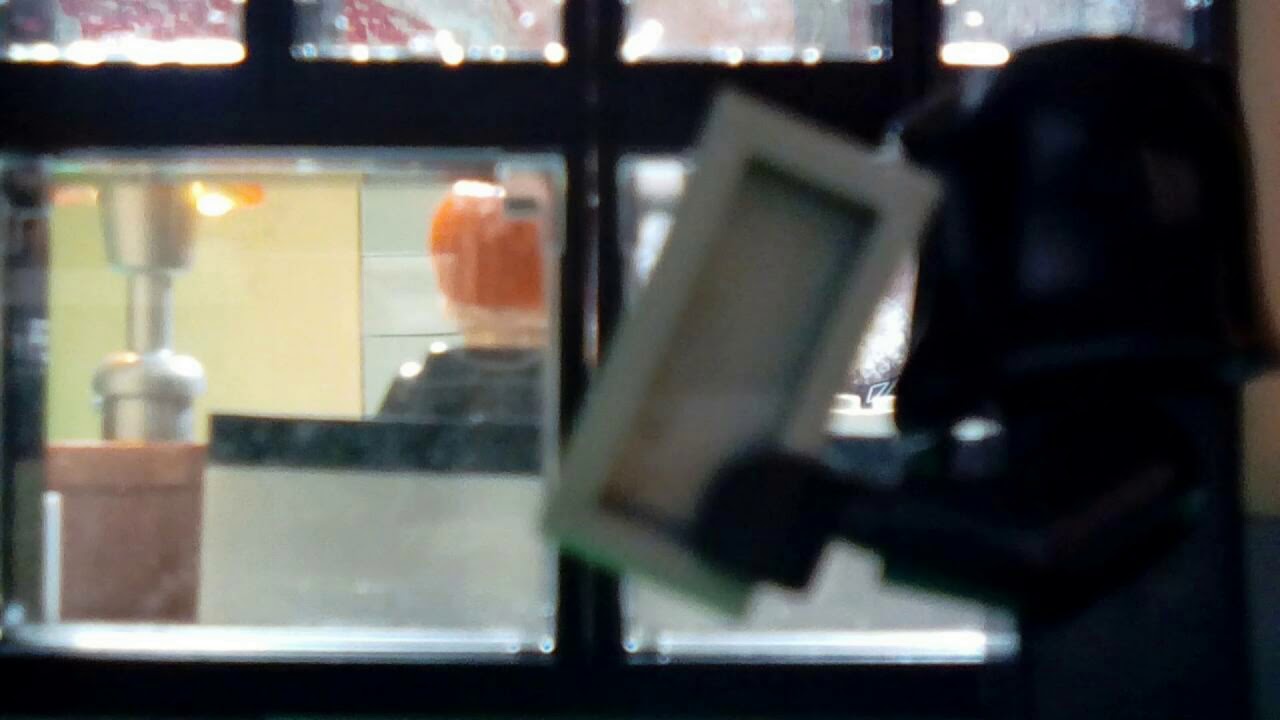 If horror movie characters were smart, Lego stop motion short