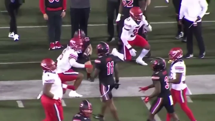 Jet Motion, Fake Run, Swing Pass to Motion WR in the Flat - Dynamic Play Review