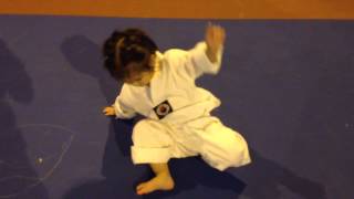 Close to two years old, Athena Zhao Yuquan Maomao learns Ta