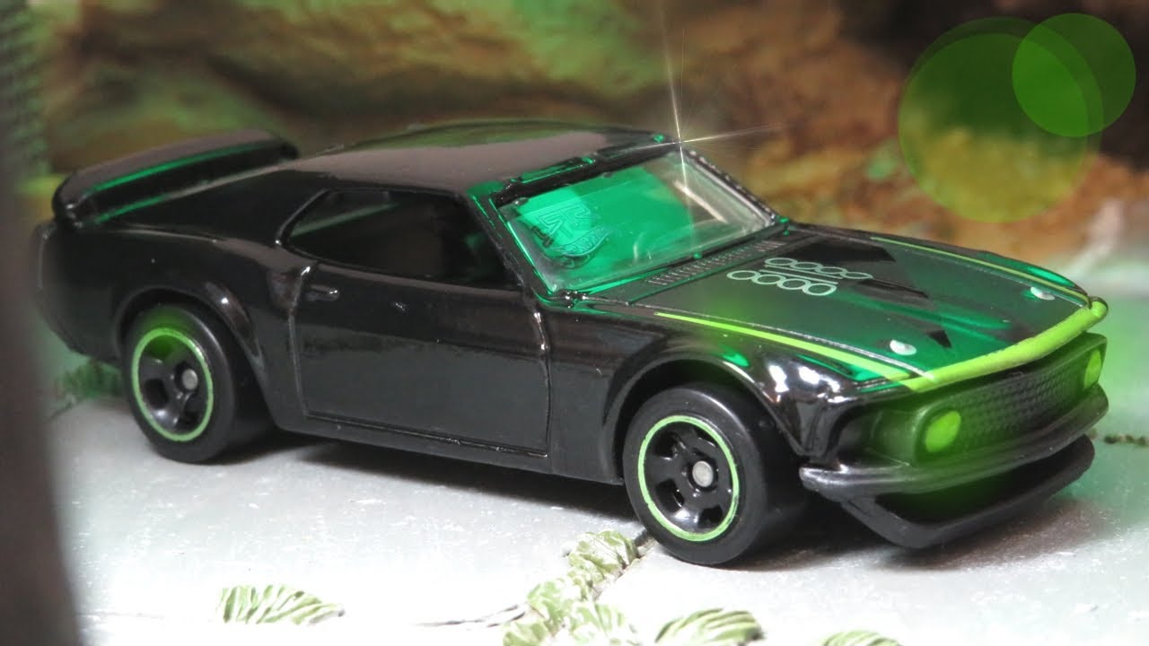 Details about   NEW 2020 Hot Wheels '69 Ford Mustang Boss 302 Muscle Mania Series RARE RTR