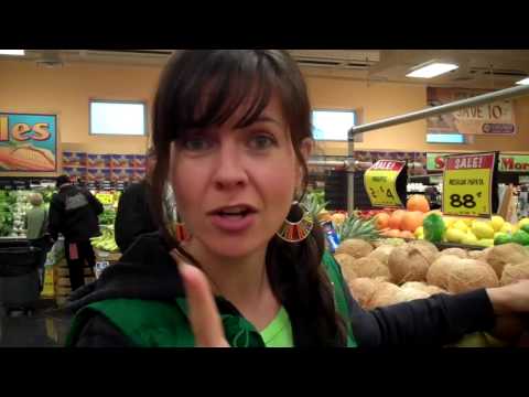 Video: How To Choose A Ripe Mango