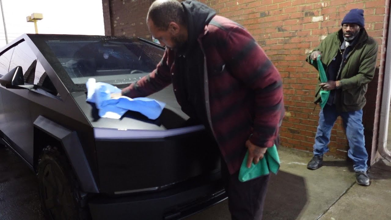 Street Interview, got a dope interview and a car wash in da hood