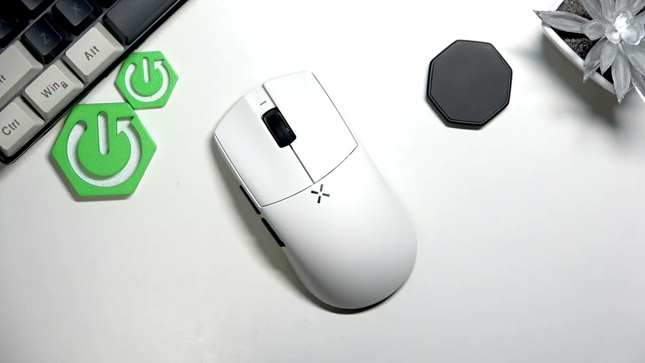 HITSCAN Hyperlight 8K – Lightweight 39g Gaming Mouse Preview - YouTube