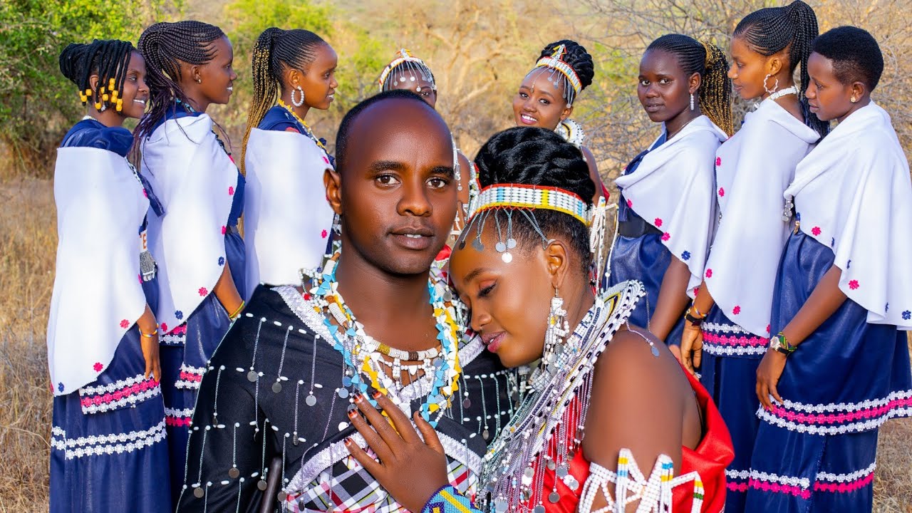 Bibi Harusi Acheza kuwazidi wote ni motoooo