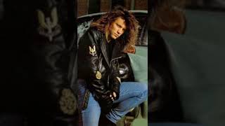 &quot;Blaze of Glory&quot; é uma música solo de Jon Bon Jovi, lançada em 1990.