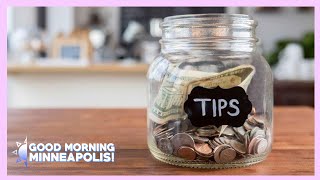 How Does Tipping Work During the Holidays?