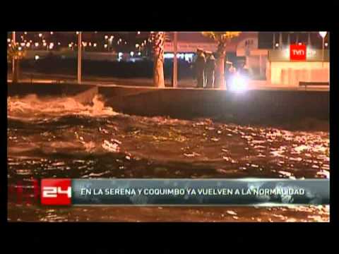 2011 Japan tsunami floods Coquimbo beach in Chile ...