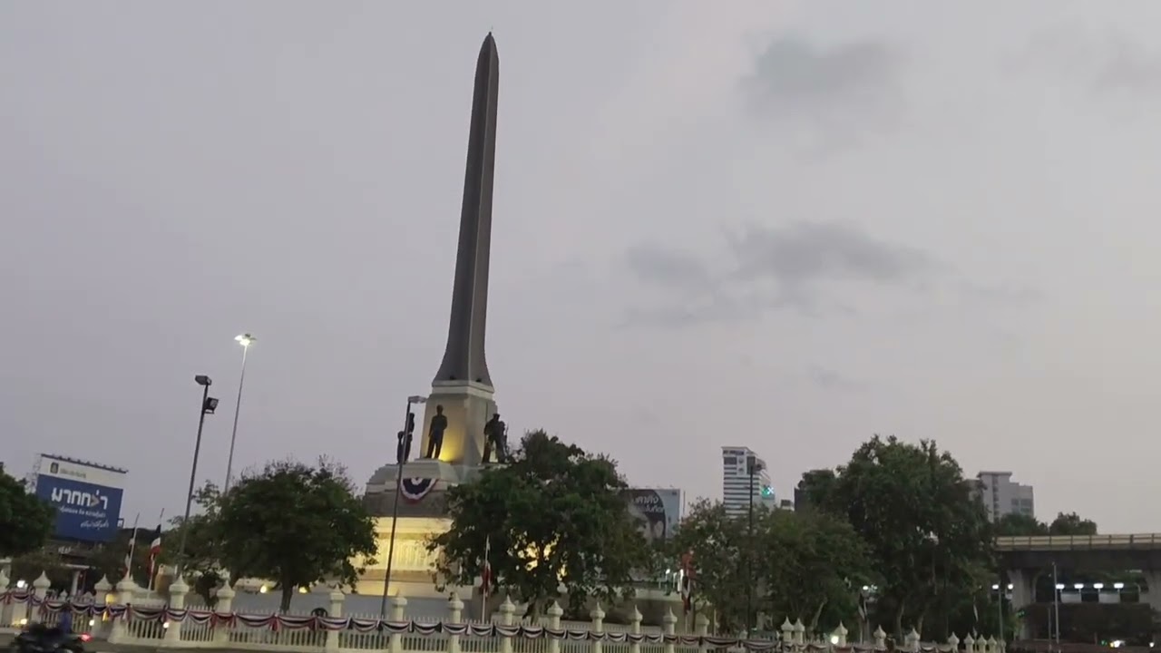 วงเวียนอนุเสาวรีย์ชัยสมรภูมิ อนุสรณ์วีรชนทหารกล้าของไทย🇹🇭