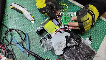 36v Battery pack with BYPASSED BMS! very poorly done... not safe 0 discharge protection.