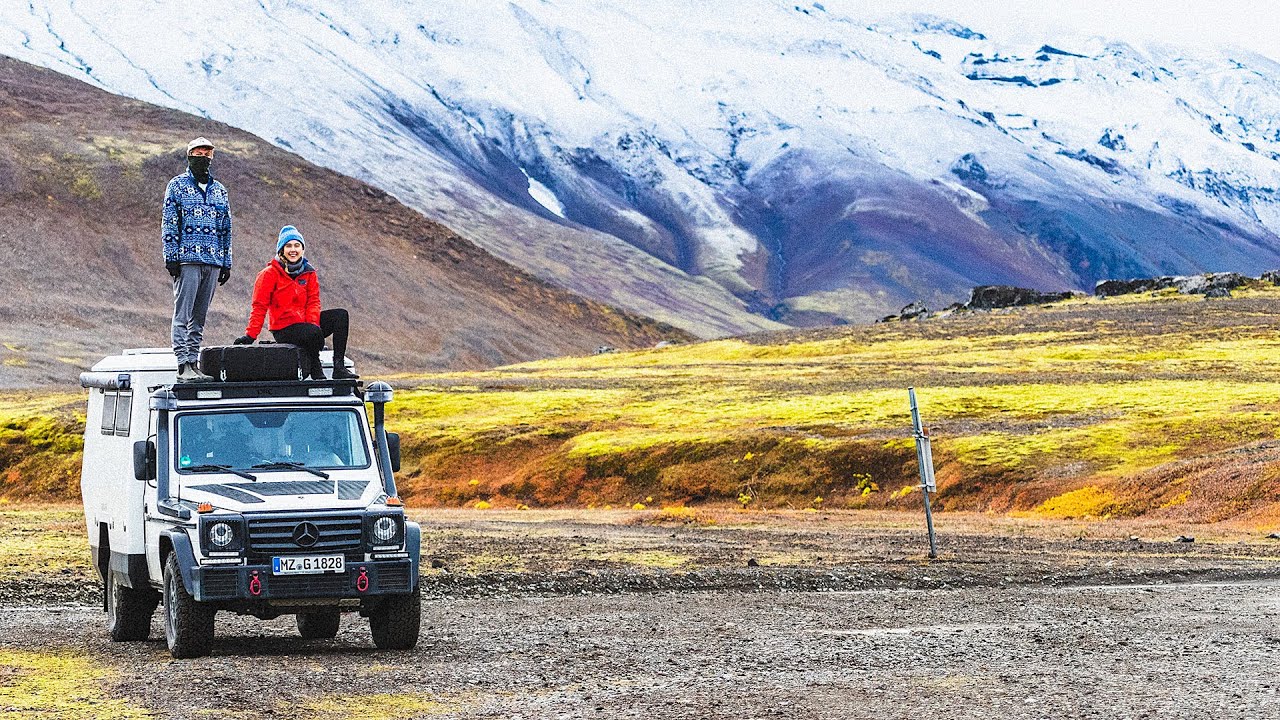 SEARCHING for HOT SPRINGS – in an off-road 4×4 through iceland