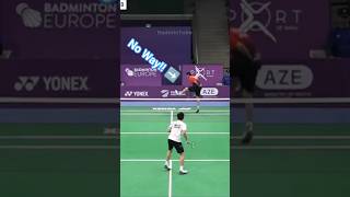 Spanish Player Does Amazing Badminton Trick Shot