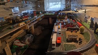 Makieta Kolejowa w piwnicy 7,13m X 0,50m tabor kolejowy i samoloty nad makietą