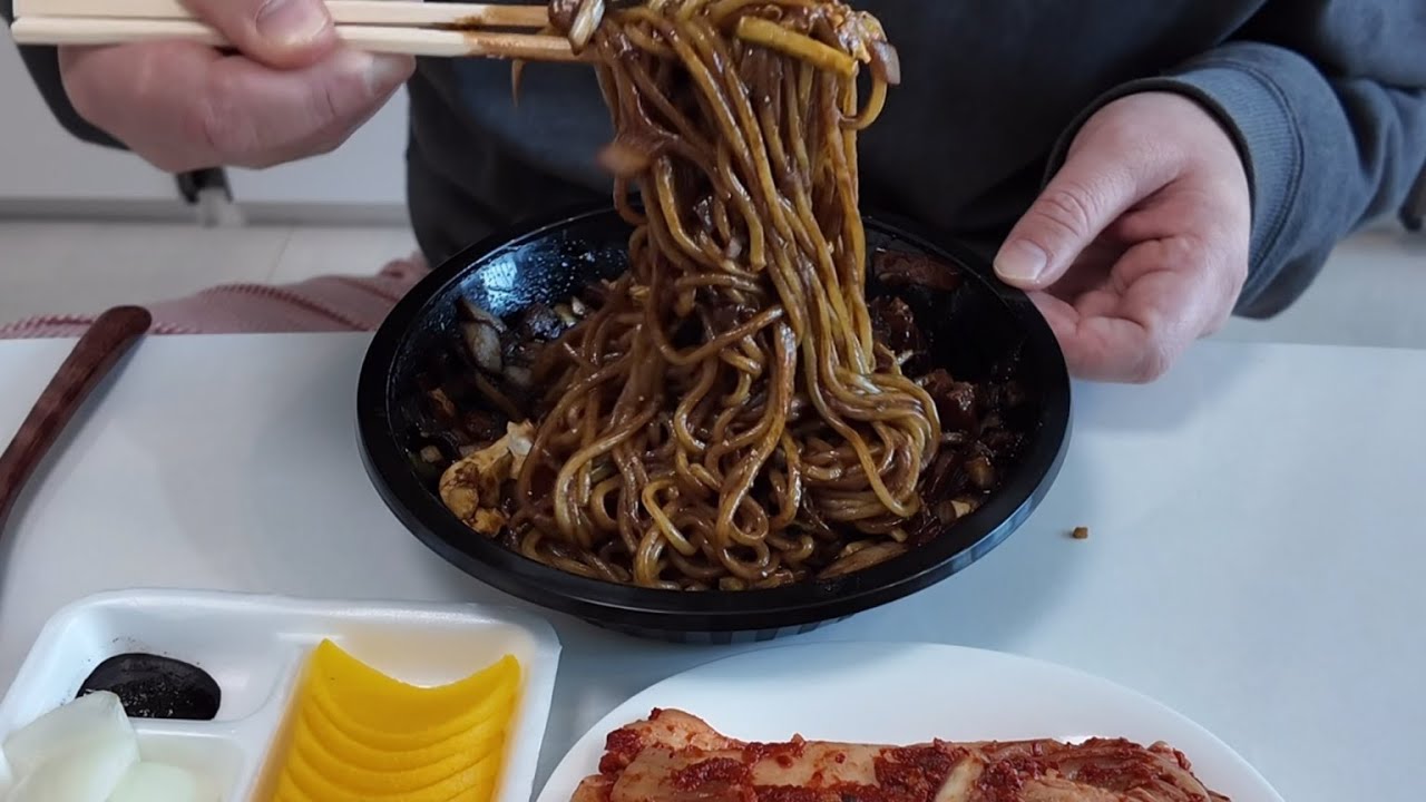 [먹방]🍝꾸덕한 간짜장 ️ jajangmyeon Black bean noodle ASMR MUKBANG [EATINGSHOW