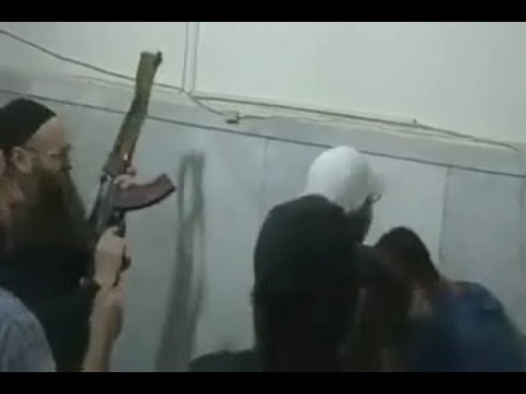 سوق الخضر في صيدا بيد الأسير ليال بو موسى